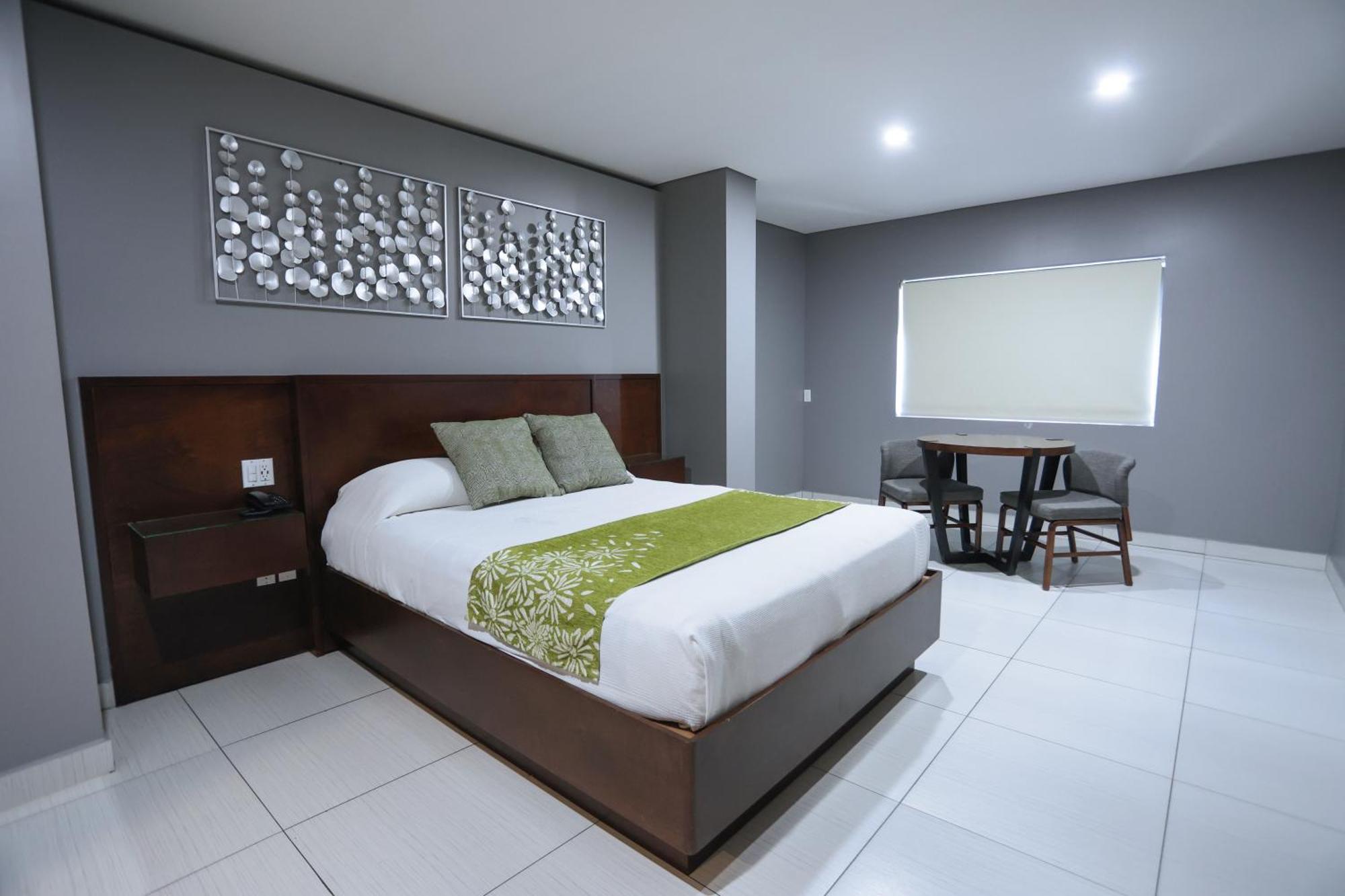 Hotel Aqua Rio Тихуана Екстериор снимка