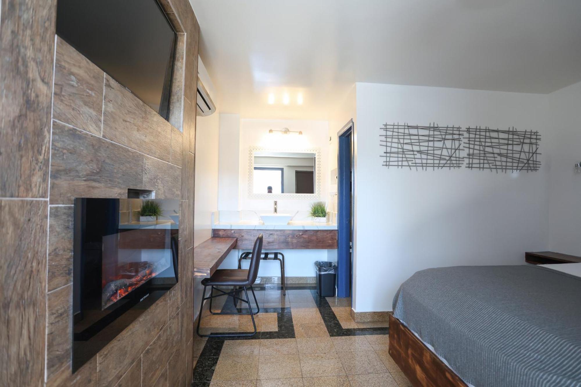 Hotel Aqua Rio Тихуана Екстериор снимка