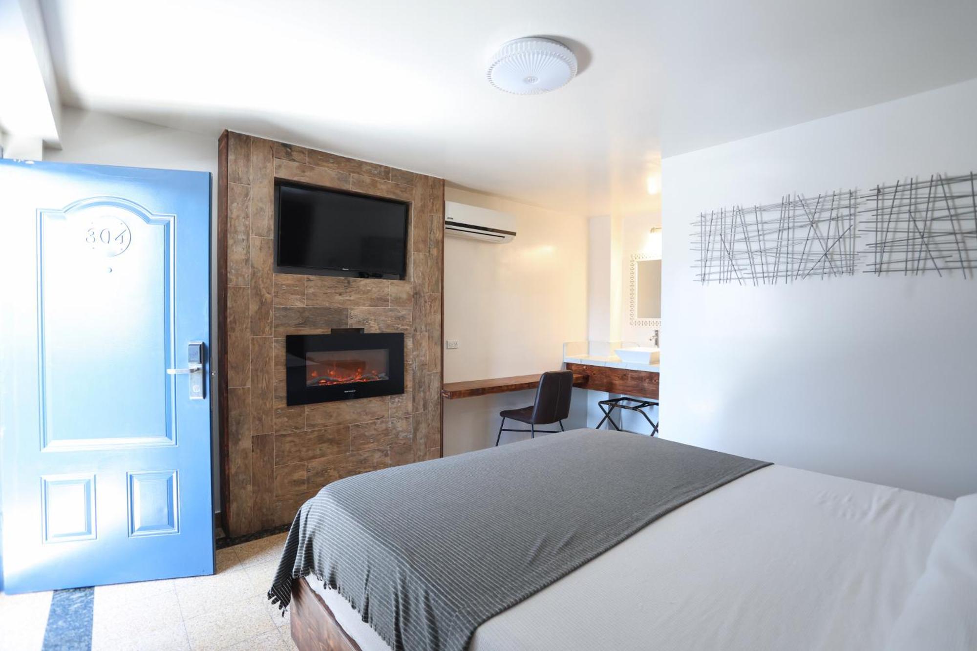Hotel Aqua Rio Тихуана Екстериор снимка