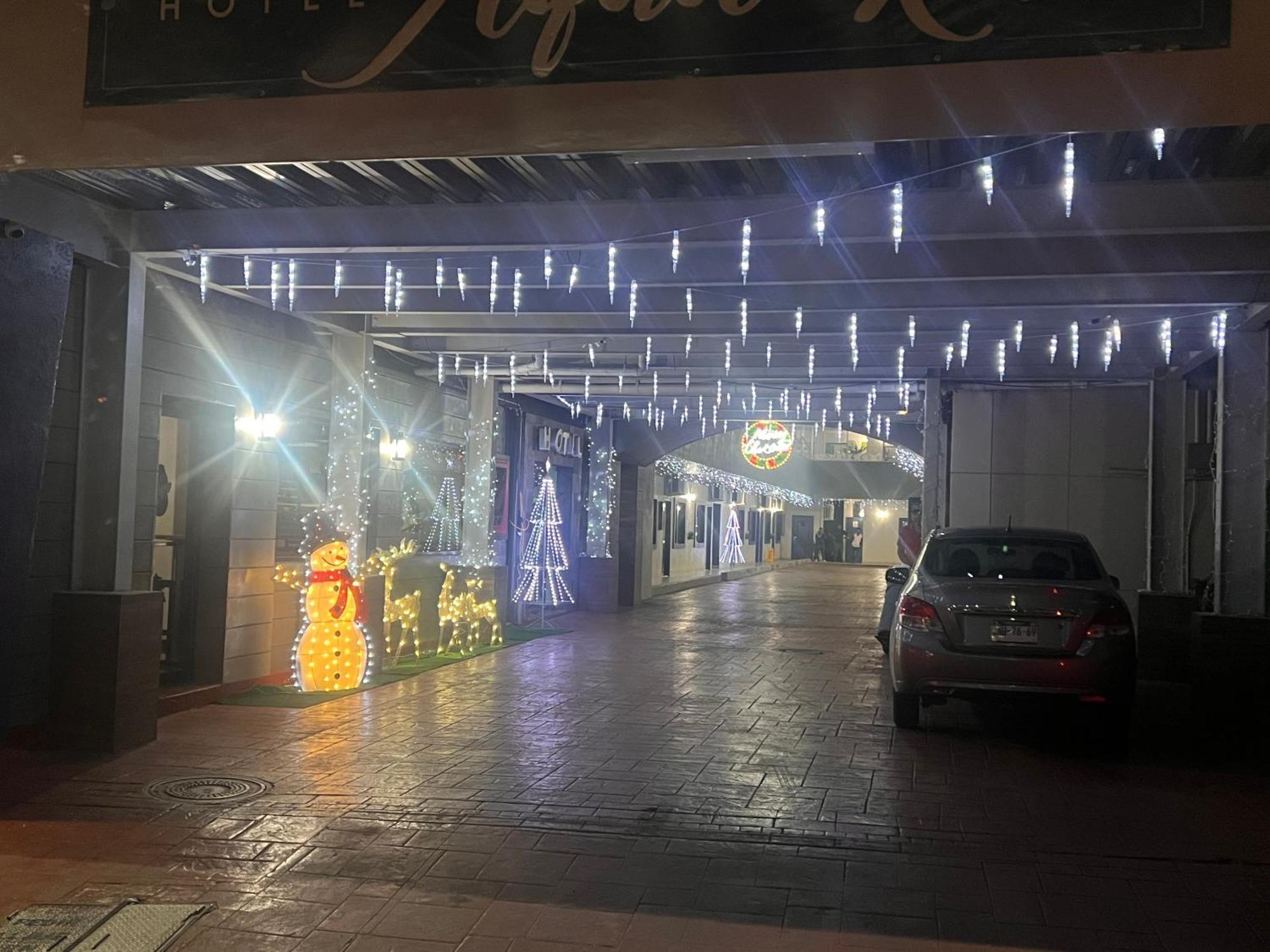 Hotel Aqua Rio Тихуана Екстериор снимка