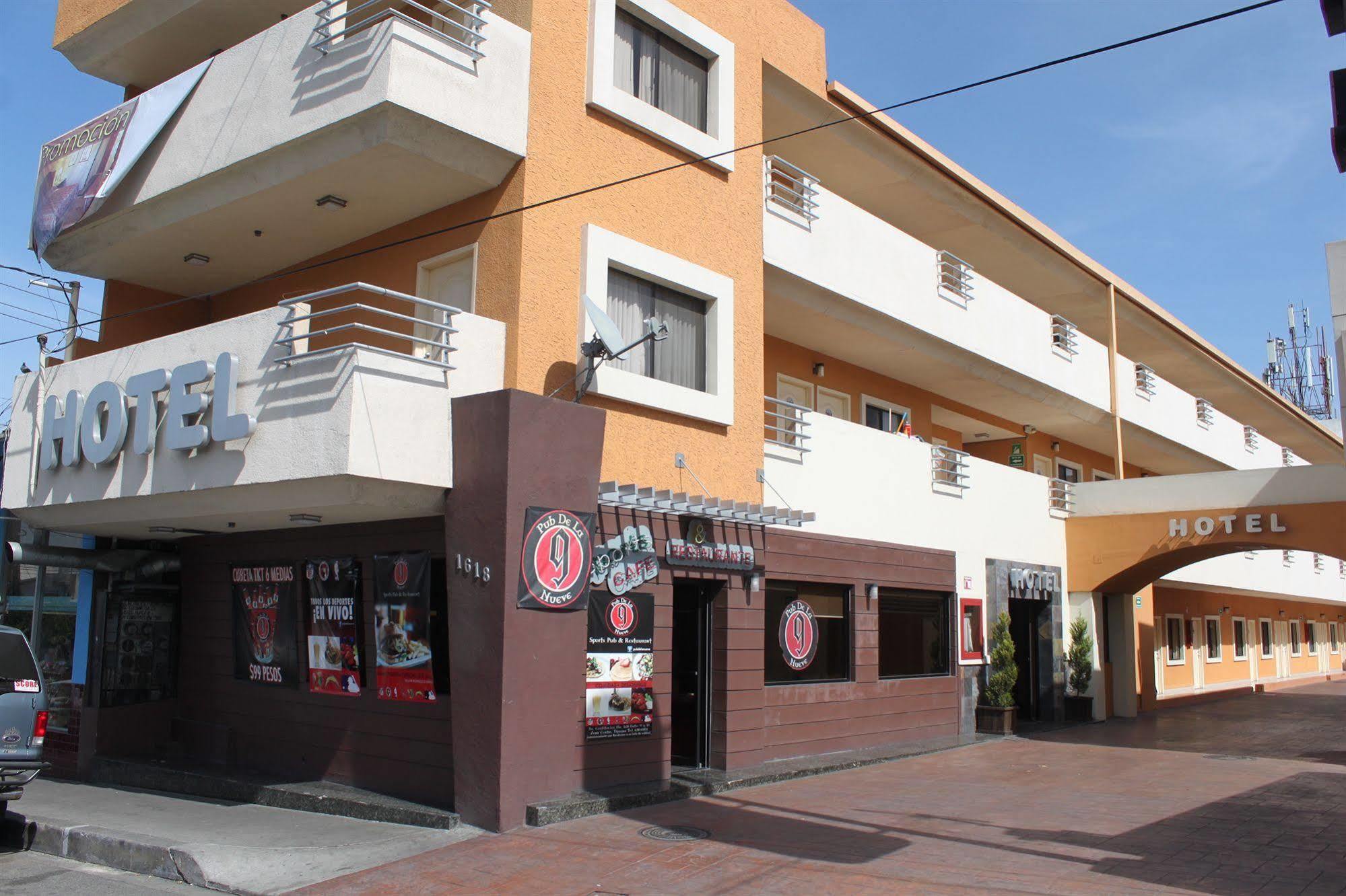 Hotel Aqua Rio Тихуана Екстериор снимка